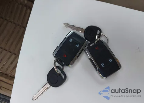 2005 GMC Yukon Denali z USA, uszkodzony, nr VIN 1GKEK63U45J129382